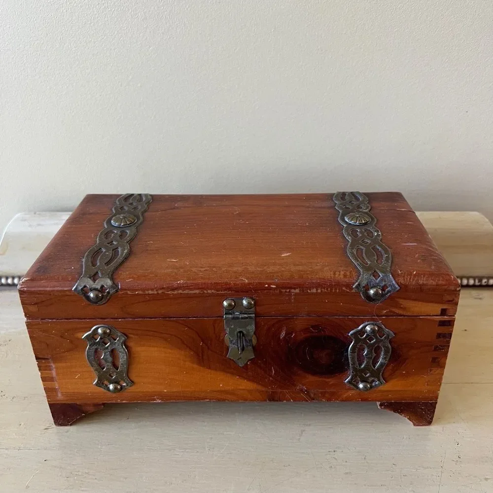 Cedar Trinket Box